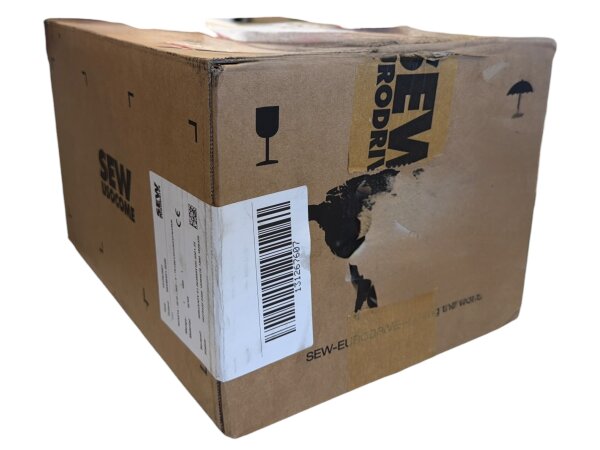 SEW EURODRIVE MCX91A-0010-5E3-4-T01/001/DI/CSO/CFN/CMM MOVIDRIVE Inverter NEW